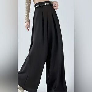 Elegant Black  high Waisted Wide-Leg Pants. NEW without tags